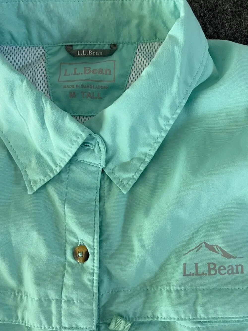 LL Bean Fishing Shirt Men's Sunsmart UPF M Tall Short Sleeve Vented Nylon - Picture 5 of 6